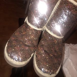 Super cute sparkle UGG
